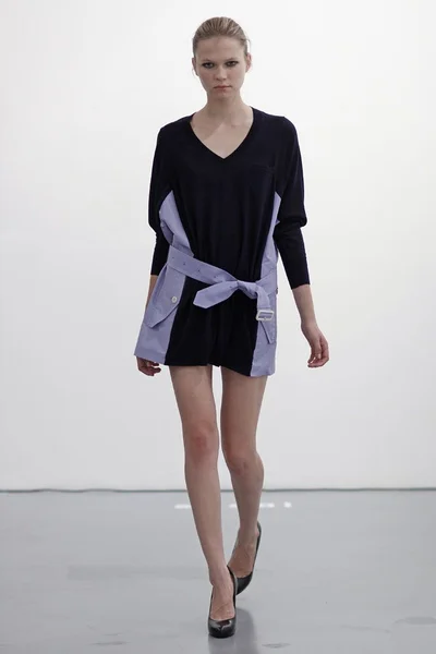 Look 18